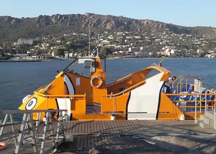 Saint-raphael 2 Pièces Indépendants Piscine Prohe Golf